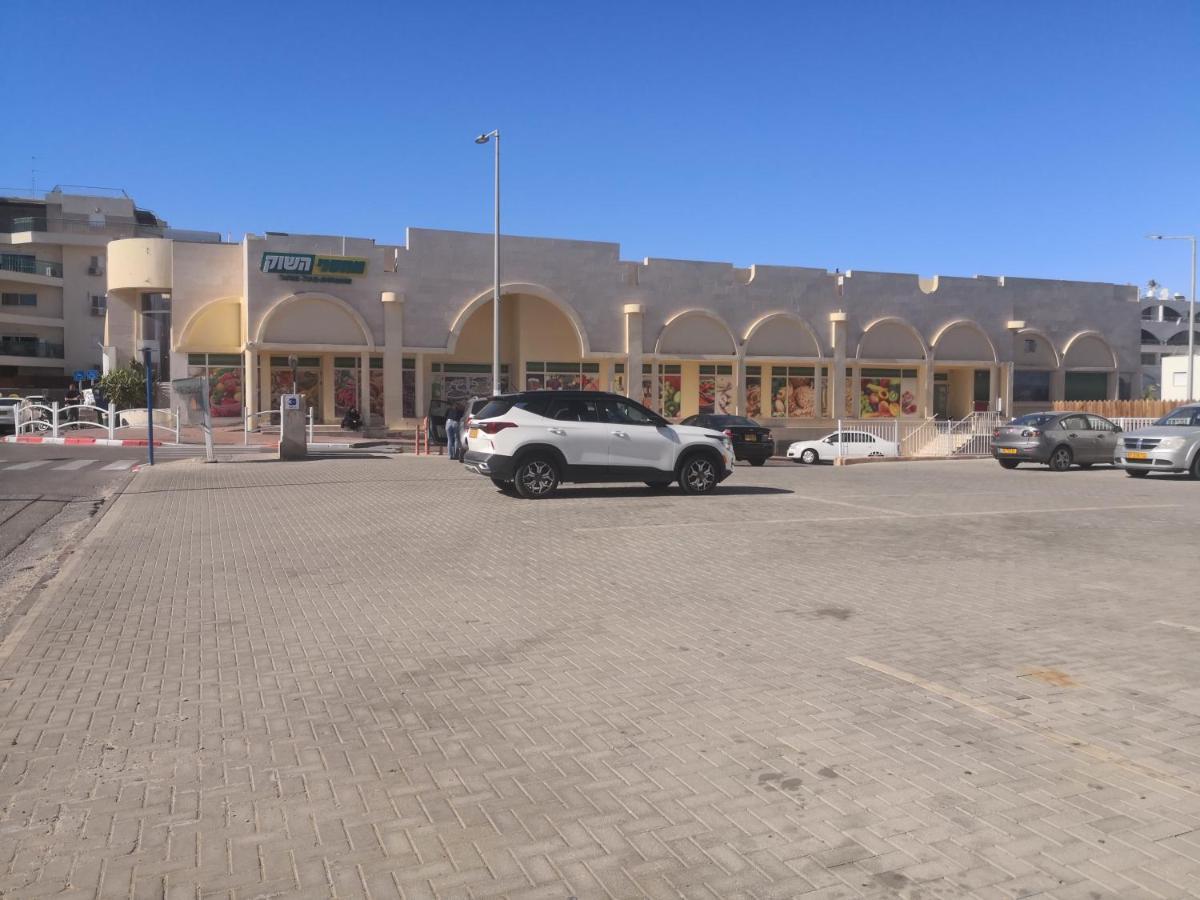 Grey House Appartamento Eilat Esterno foto